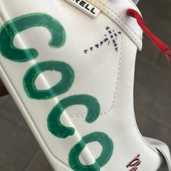 Worn once ! Chanel x Pharrell sneakers capsule collection ❤️ Rare find - Picture 10 of 14